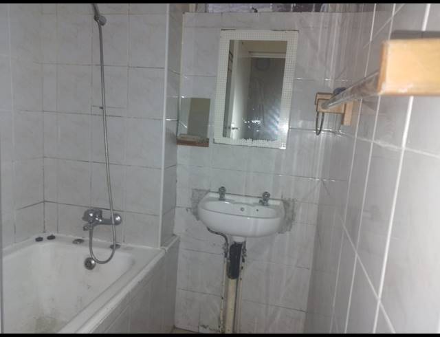 2.5 BEDROOM FLAT FOR SALE IN GLENWOOD